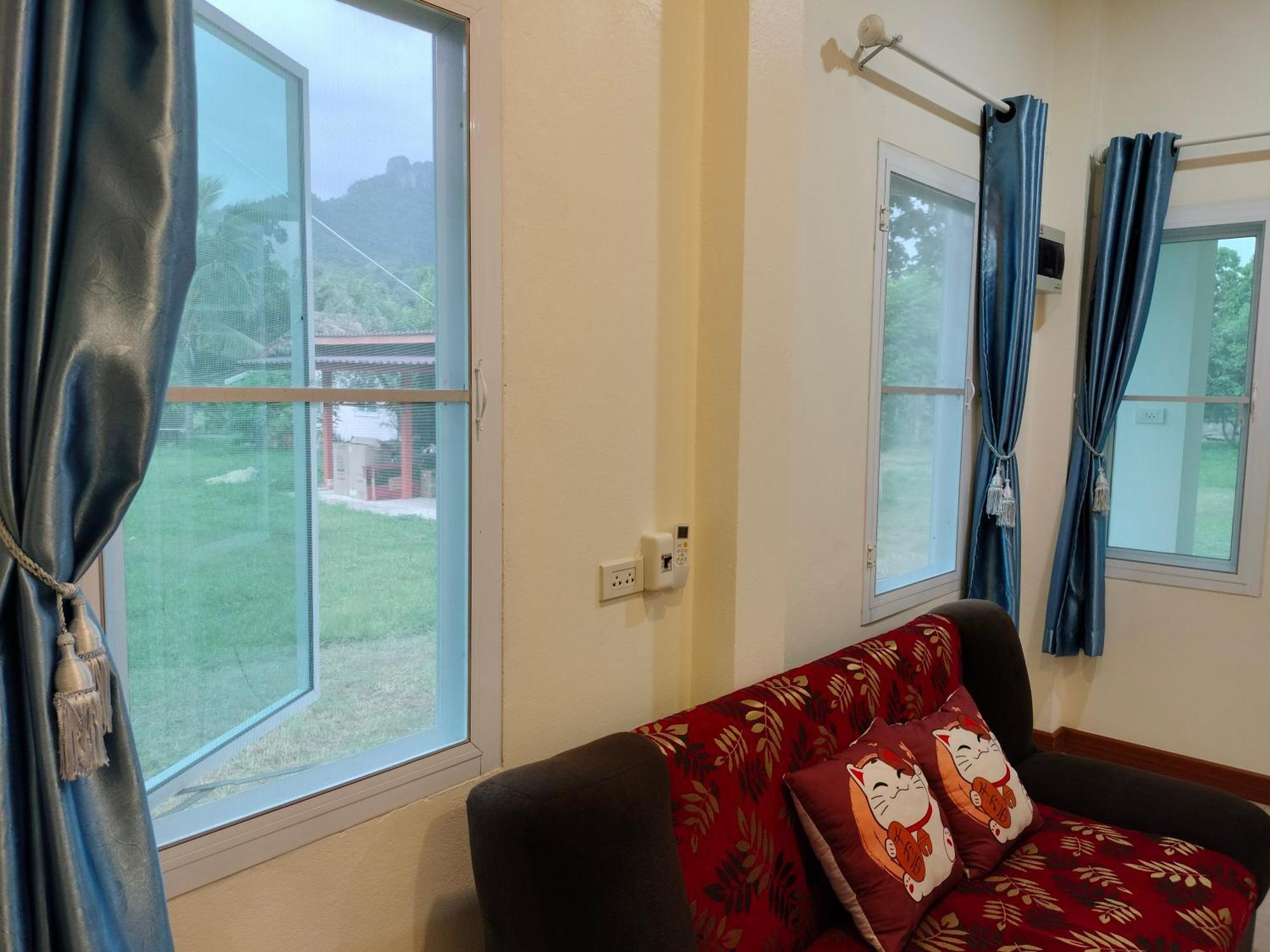 Pimpisa Garden พิมพิศา การ์เด้นท์ Villa Khuang Kom Exterior photo